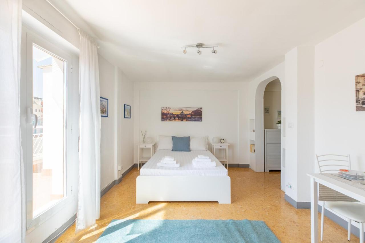 Appartamento Iflat Shiny Penthouse In Balduina Roma Esterno foto